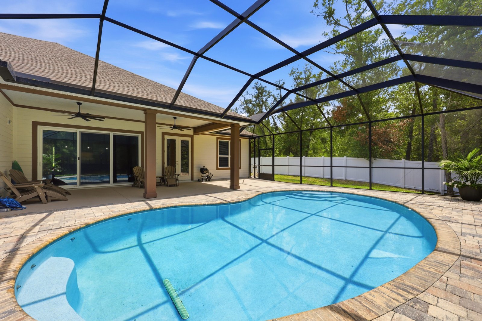 Screened Pool